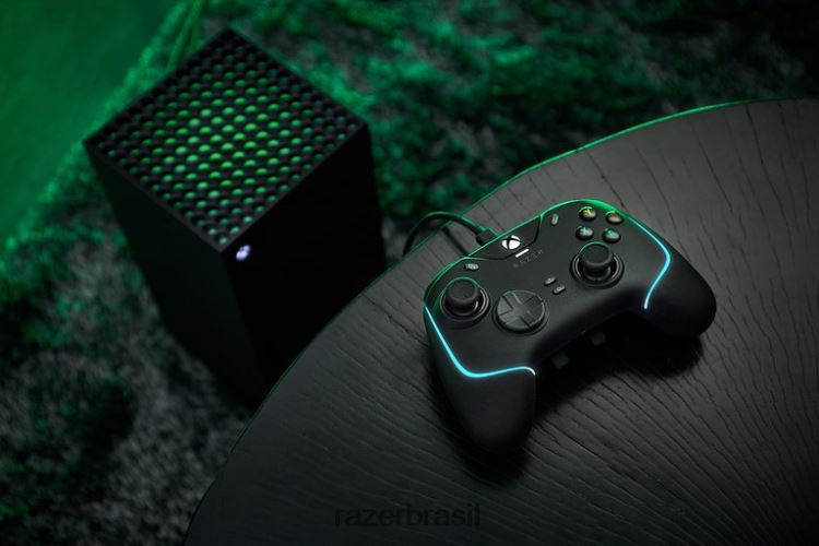 Razer console preto croma do wolverine v2 06X4JT160